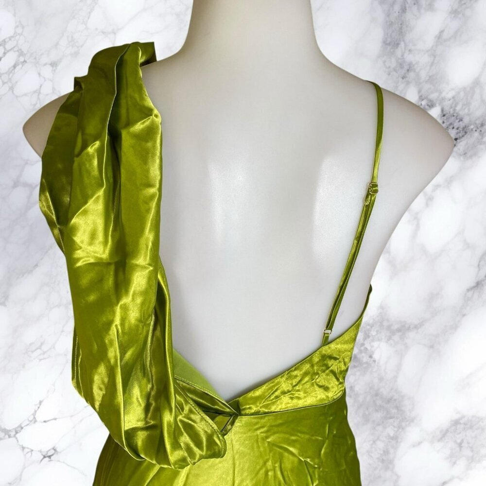 House of Harlow 1960 xREVOLVE Antonia Gown - Green - Picture 6 of 9